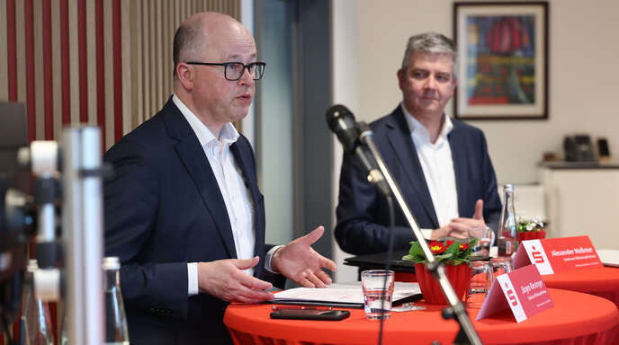 Vorstandsvorsitzende Jürgen Riexinger (links) und Alexander Meßmer, der stellvertretende Vorstandsvorsitzende.